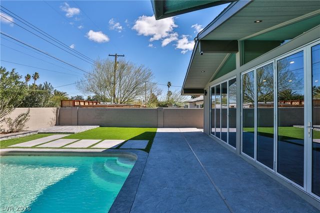 547 Ellen Way, Las Vegas, NV 89104