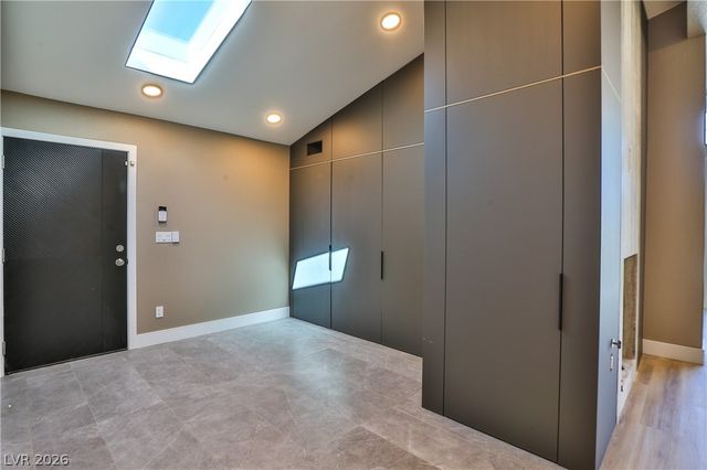 547 Ellen Way, Las Vegas, NV 89104