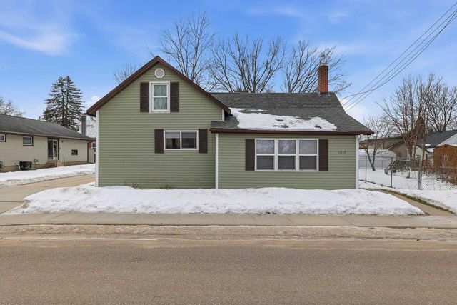 1017 6TH AVENUE, Stevens Point, WI 54481