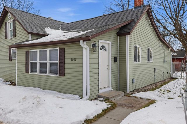 1017 6TH AVENUE, Stevens Point, WI 54481