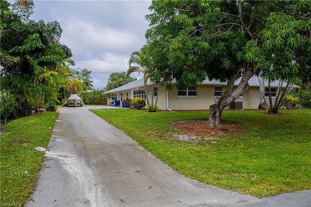 2983 Binnacle DR, Naples, FL 34103
