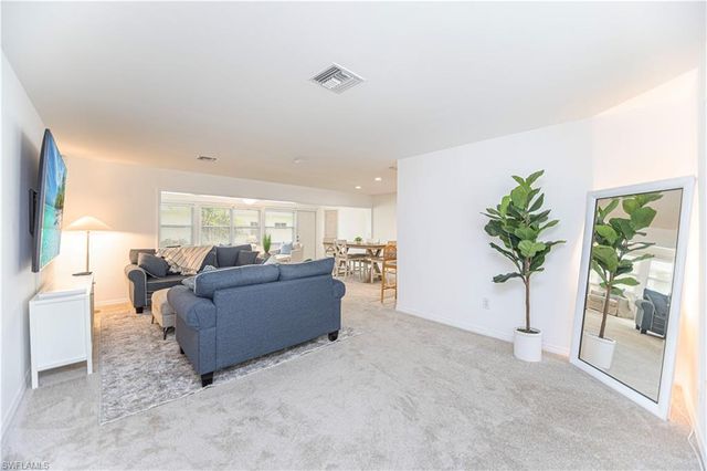 2983 Binnacle DR, Naples, FL 34103