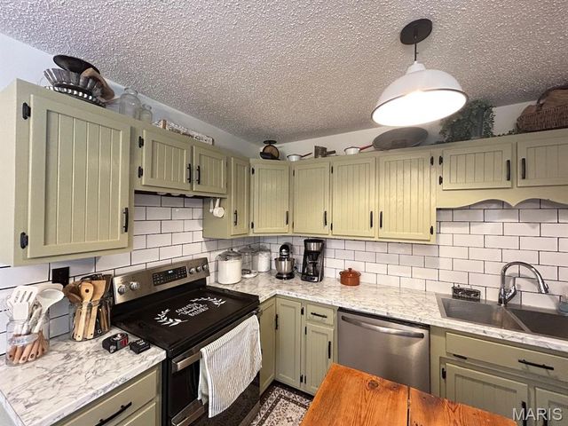 3262 County Road 2330, Salem, MO 65560