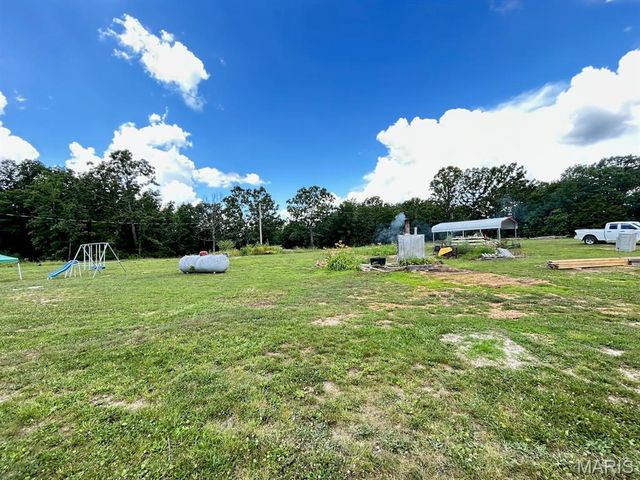 3262 County Road 2330, Salem, MO 65560