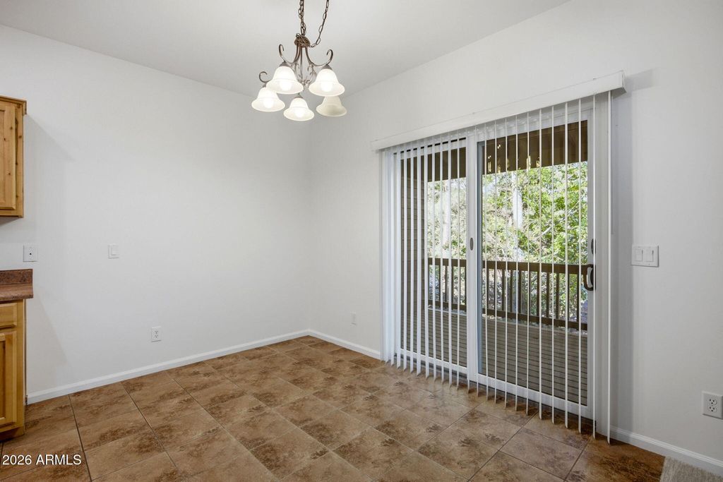 Image 10 of property listing at 5841 SATURN Drive, Lakeside, AZ 85929