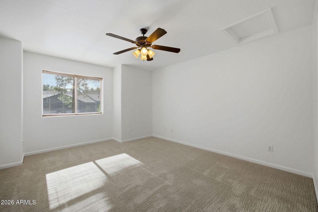 Image 18 of property listing at 5841 SATURN Drive, Lakeside, AZ 85929