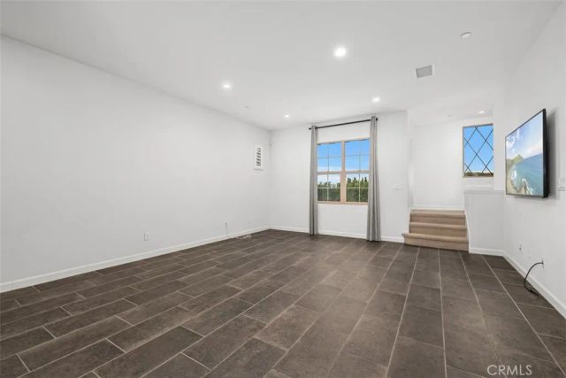 126 Cleverwind, Irvine, CA 92618