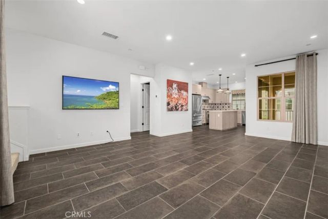 126 Cleverwind, Irvine, CA 92618