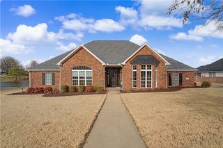 6398 Wrens Nest Cove, Springdale, AR 72762