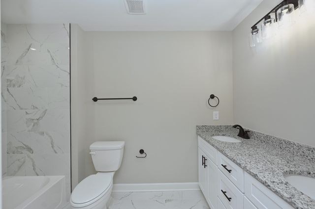 89 Plumlee Dr, Hendersonville, TN 37075