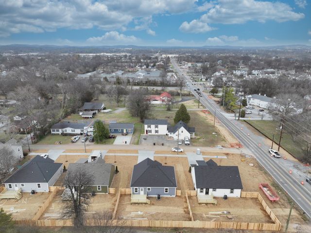 89 Plumlee Dr, Hendersonville, TN 37075