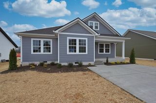 89 Plumlee Dr, Hendersonville, TN 37075