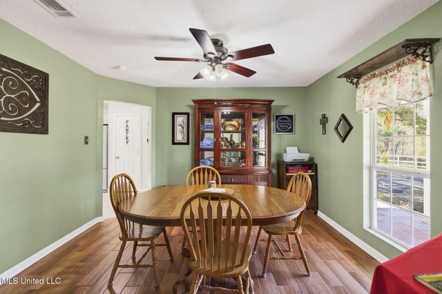 23439 Woodland Way, Pass Christian, MS 39571