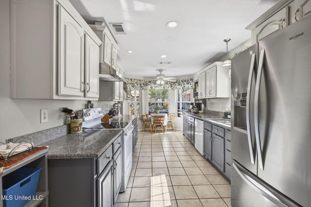 23439 Woodland Way, Pass Christian, MS 39571