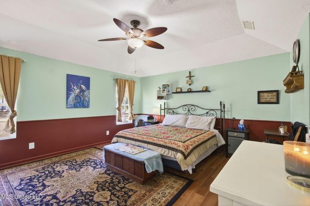 23439 Woodland Way, Pass Christian, MS 39571