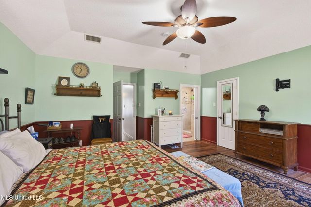 23439 Woodland Way, Pass Christian, MS 39571