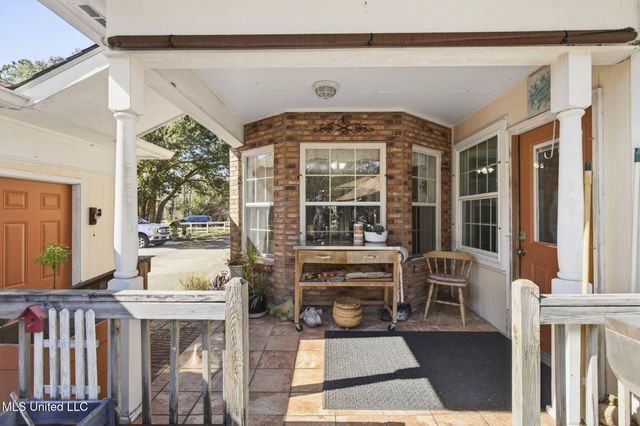 23439 Woodland Way, Pass Christian, MS 39571