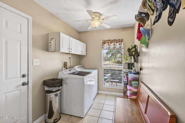 23439 Woodland Way, Pass Christian, MS 39571