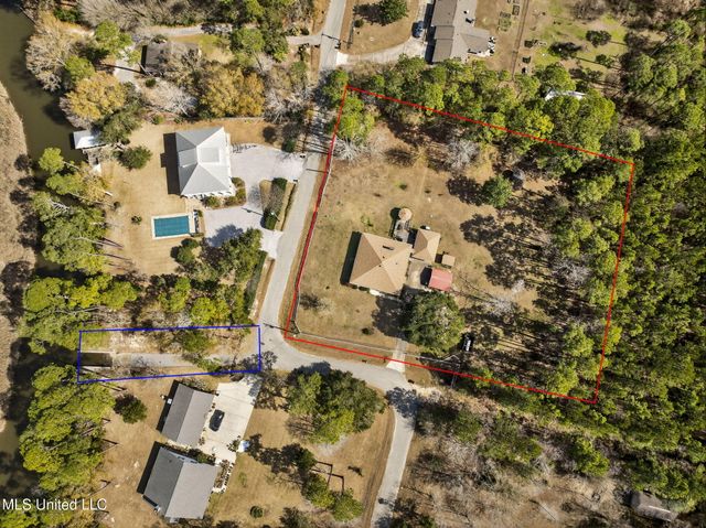 23439 Woodland Way, Pass Christian, MS 39571