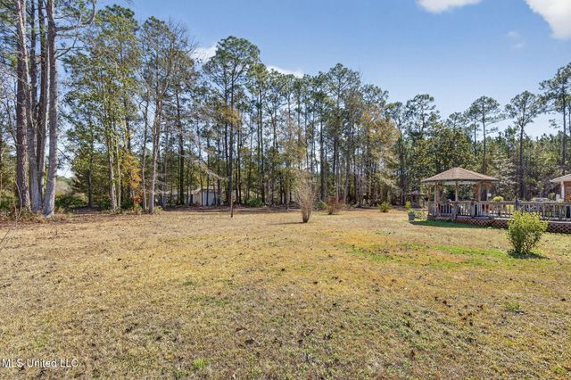 23439 Woodland Way, Pass Christian, MS 39571
