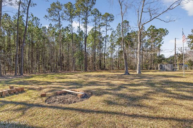 23439 Woodland Way, Pass Christian, MS 39571