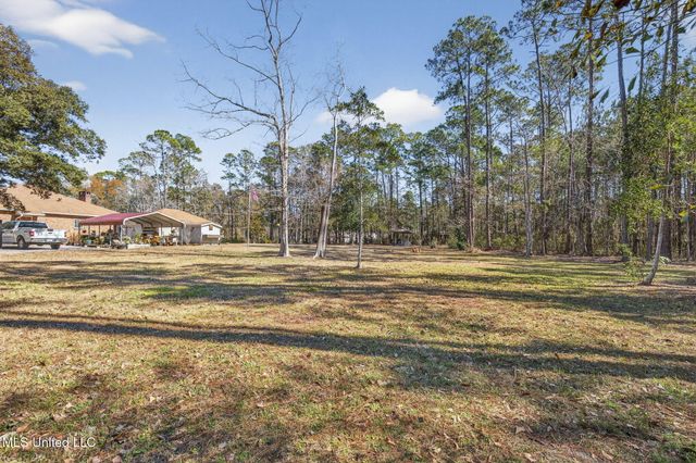 23439 Woodland Way, Pass Christian, MS 39571