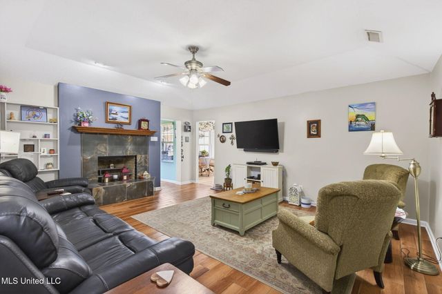 23439 Woodland Way, Pass Christian, MS 39571