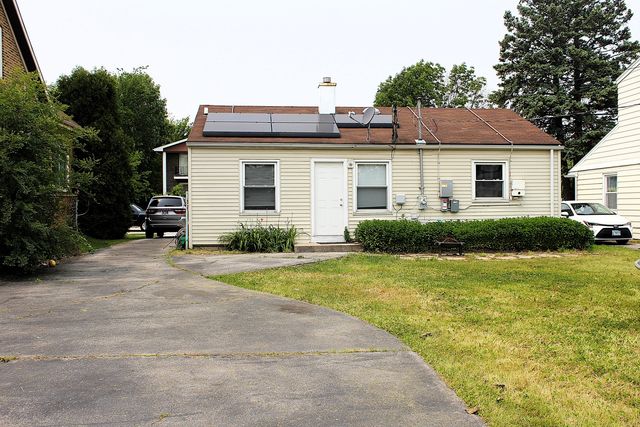 4627 Custer Avenue, Lyons, IL 60534