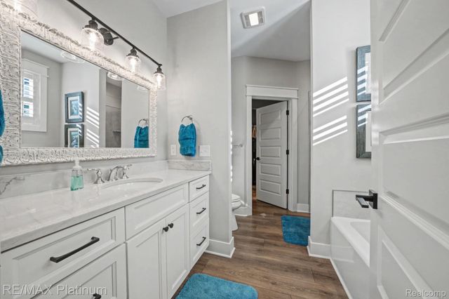 9860 Havendale Drive, Brighton, MI 48114