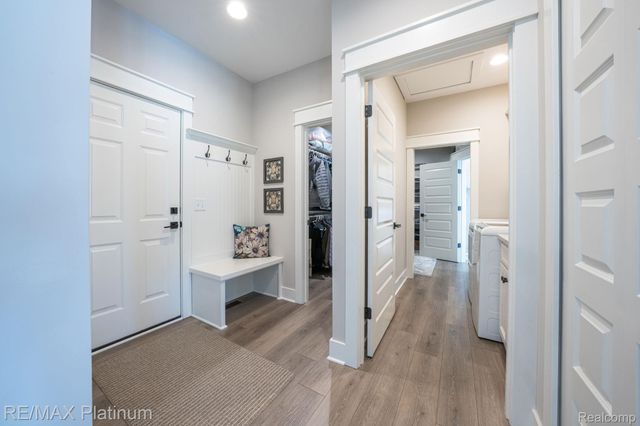 9860 Havendale Drive, Brighton, MI 48114