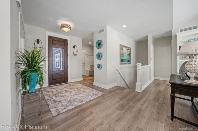 9860 Havendale Drive, Brighton, MI 48114