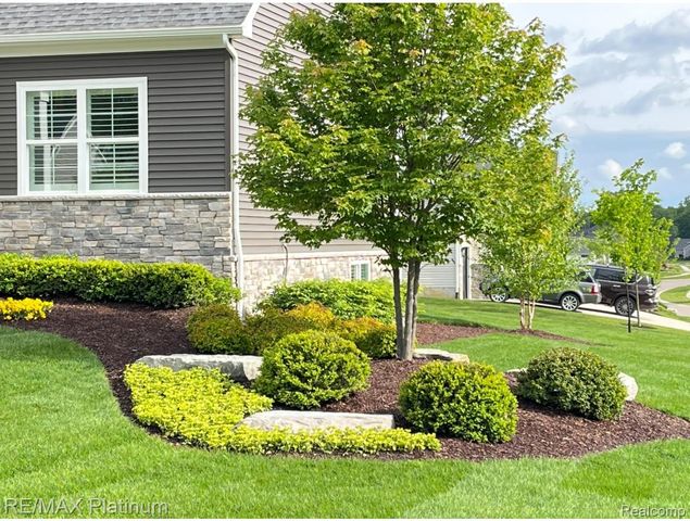 9860 Havendale Drive, Brighton, MI 48114