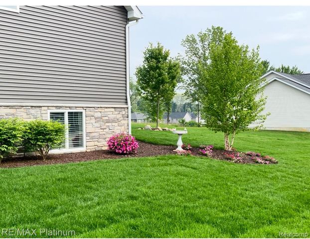 9860 Havendale Drive, Brighton, MI 48114