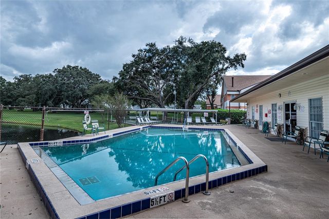 510 GALLOWAY COURT, Leesburg, FL 34788