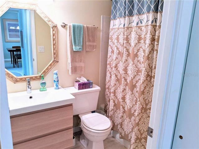 3668 LAKE BAYSHORE DRIVE K-325, Bradenton, FL 34205