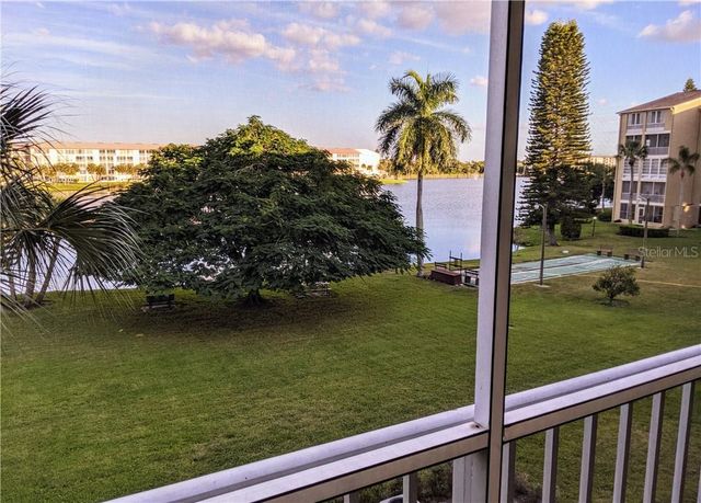 3668 LAKE BAYSHORE DRIVE K-325, Bradenton, FL 34205