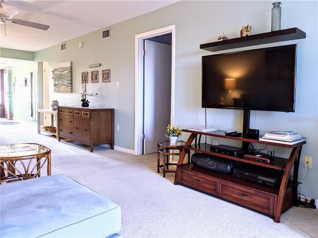 3668 LAKE BAYSHORE DRIVE K-325, Bradenton, FL 34205