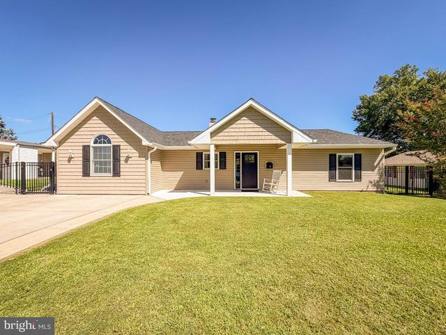 27 VIOLETWOOD DR, Levittown, PA 19057