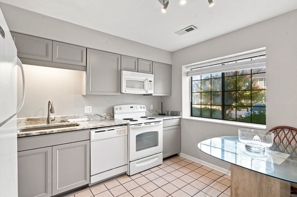 1204 Pinegrove Dr Apt D, Myrtle Beach, SC 29579 — photo 5