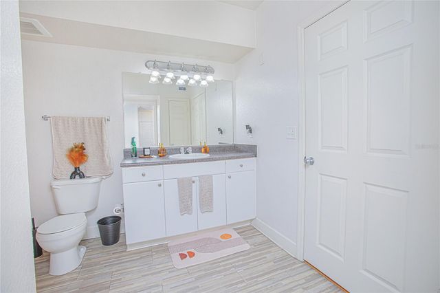 204 E SOUTH STREET 2061, Orlando, FL 32801