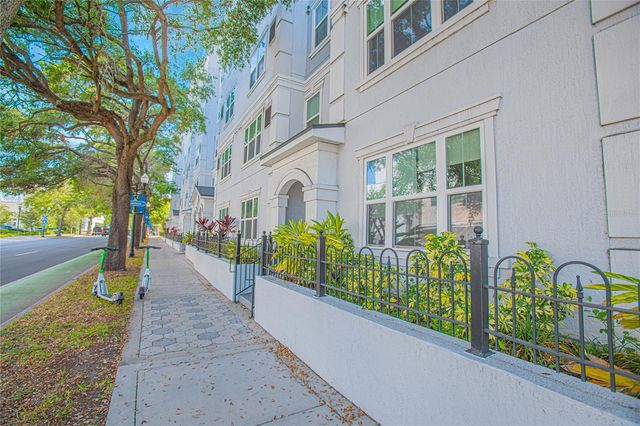 204 E SOUTH STREET 2061, Orlando, FL 32801