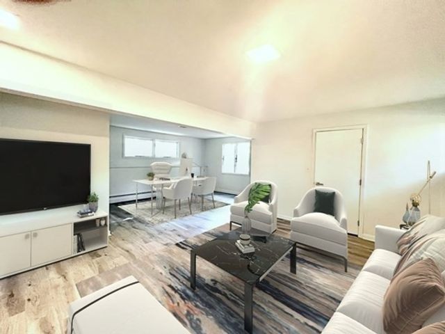 20 Algonquin Road, Canton, MA 02021