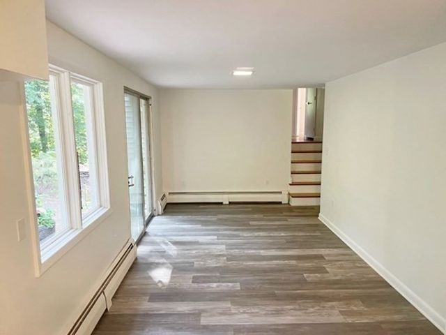 20 Algonquin Road, Canton, MA 02021