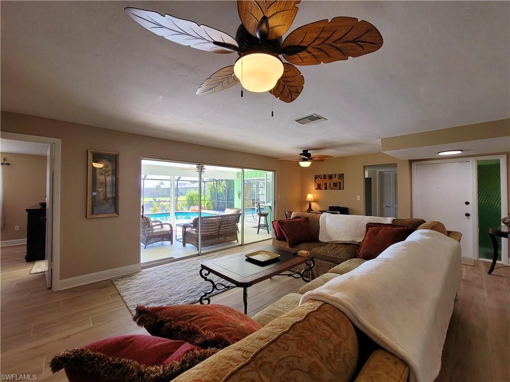Image 20 of property listing at 4815 Sorrento CT, Cape Coral, FL 33904