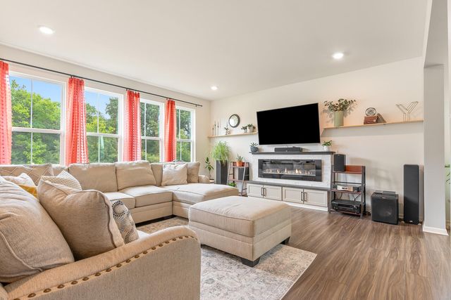 11629 Clyde Drive, Crown Point, IN 46307