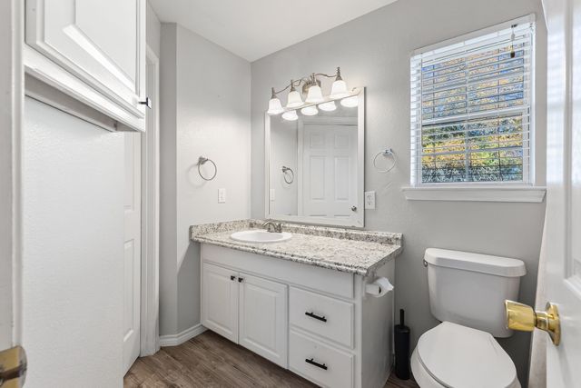 5199 Fm 896, Trenton, TX 75490