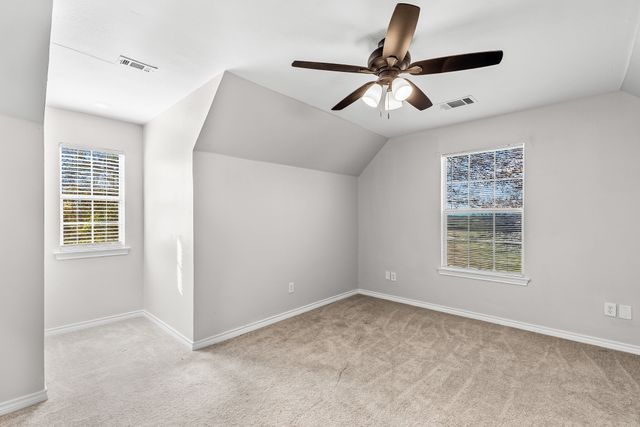 5199 Fm 896, Trenton, TX 75490