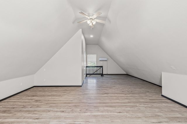 5199 Fm 896, Trenton, TX 75490