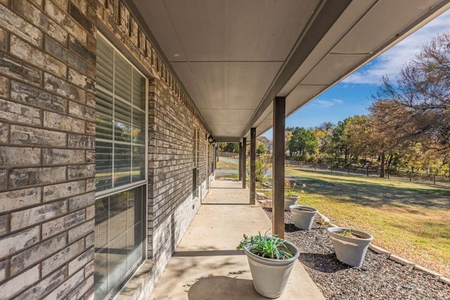 5199 Fm 896, Trenton, TX 75490