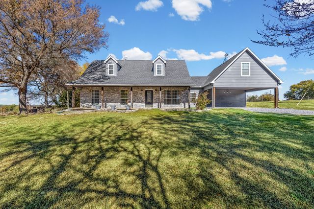 5199 Fm 896, Trenton, TX 75490